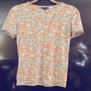 Riley & James Brand Floral Pattern Stretch Tee Shirt. 90’s Vibe. Size S.